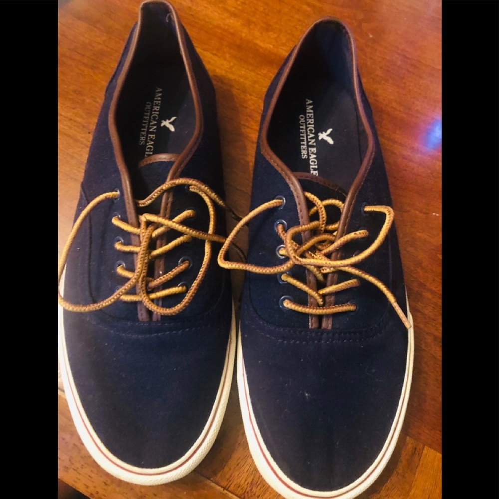 American Eagle AE sneakers 👟